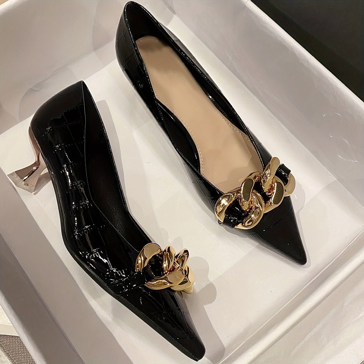Women's Metallic Chain Kitten Heels Pointed Toe Pumps