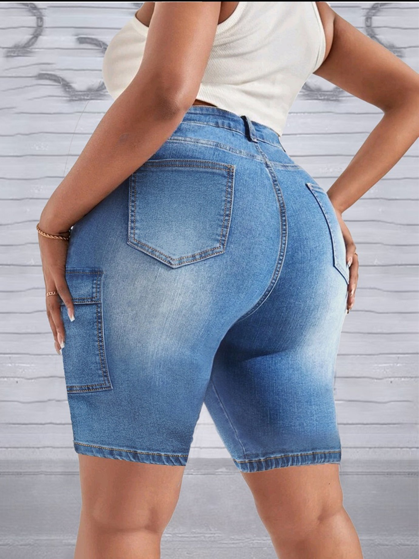 Women's Plus Washed Button Fly Denim Shorts With Flap Pockets