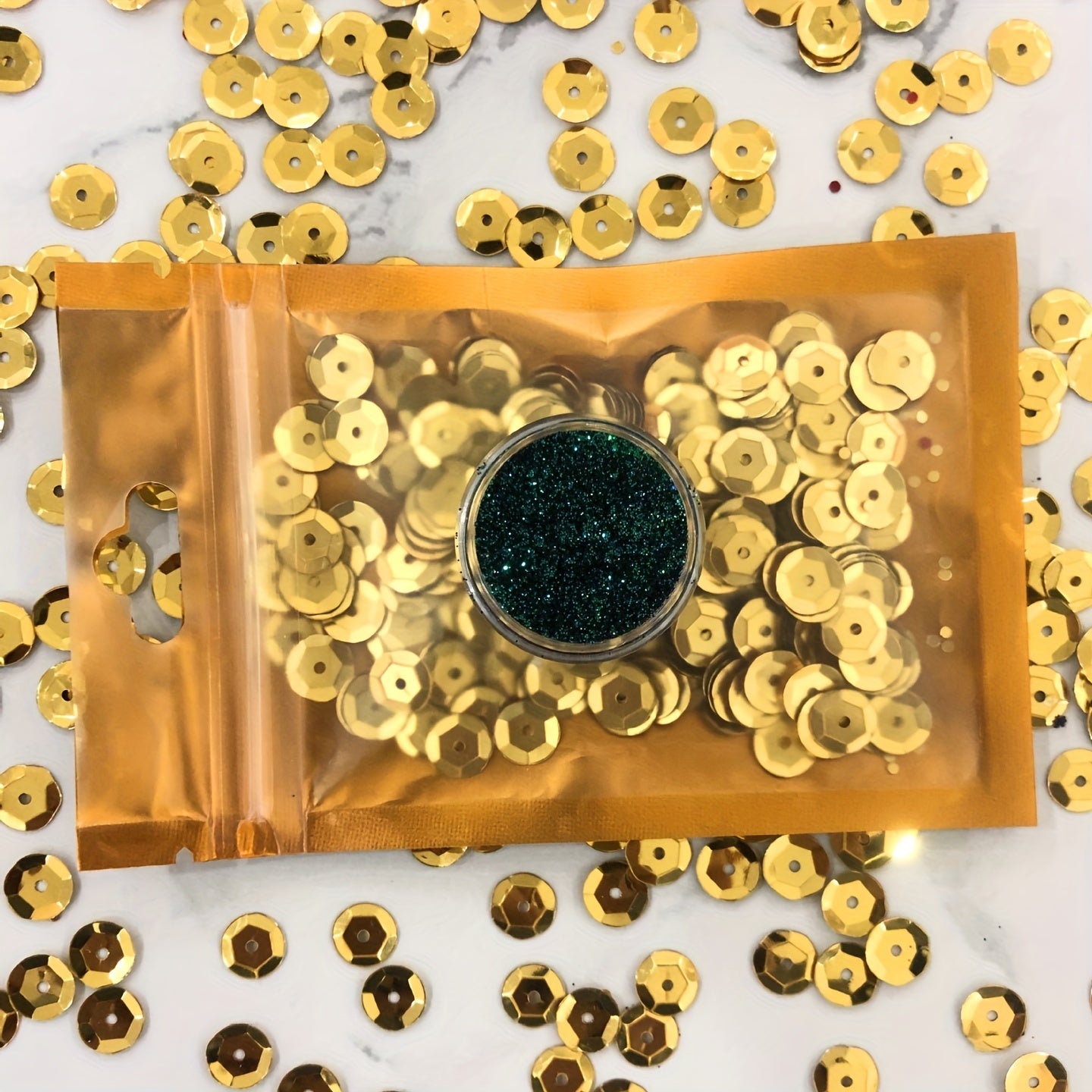 Chameleon Pearly Eyeshadow Powder