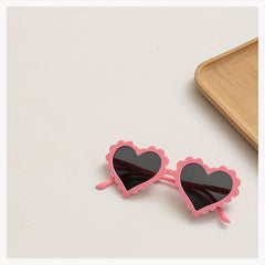 Girls Heart Sunglasses - Sun Protection for Beach Holiday