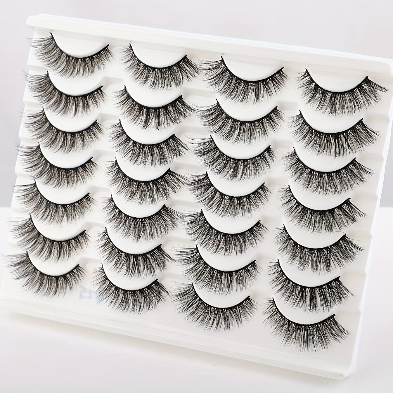 6D Cat Eye Wispy Natural Faux Mink Lashes 14 Pairs