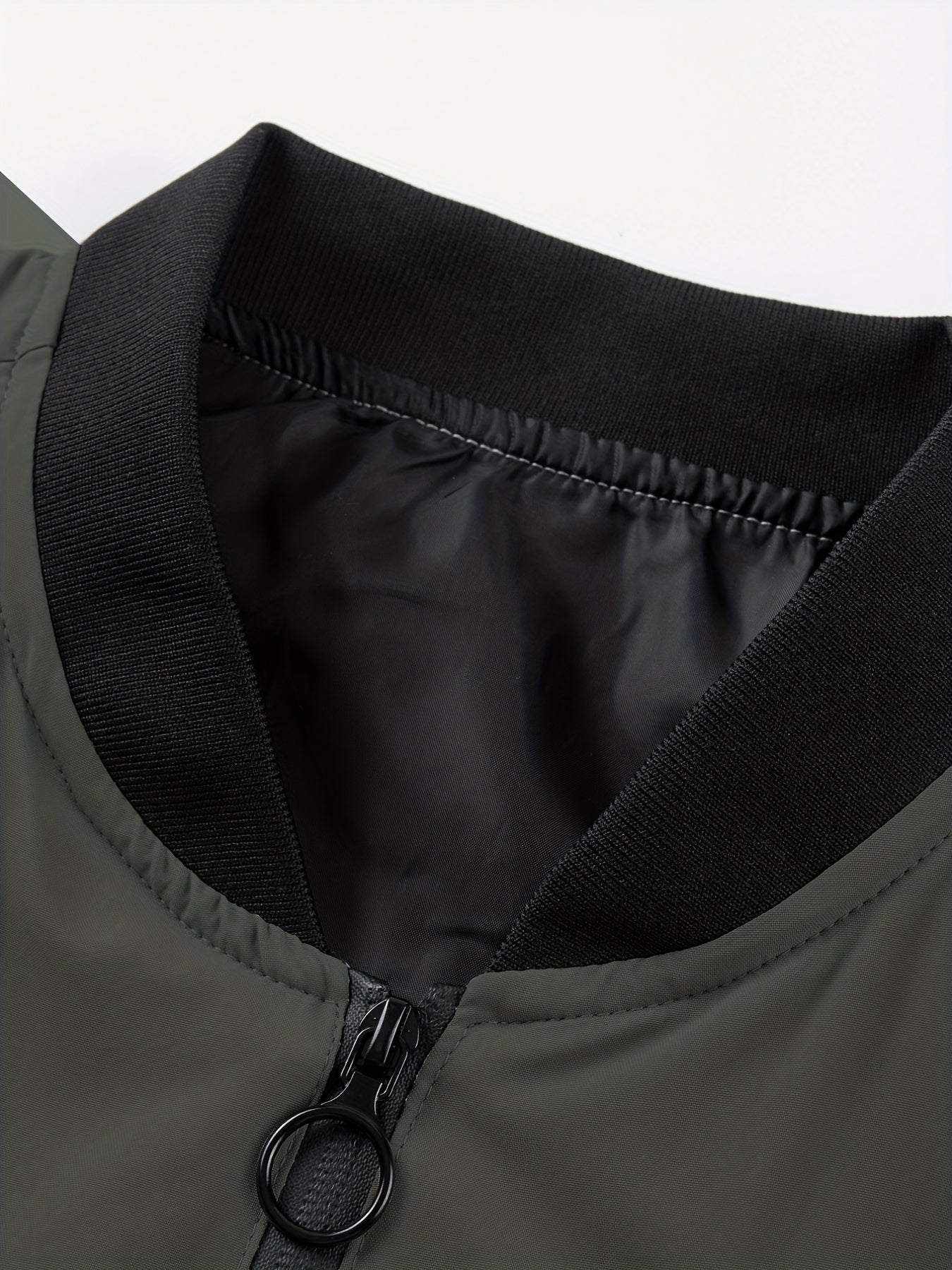 Men's Lightweight Windbreaker Jacket for Spring Fall