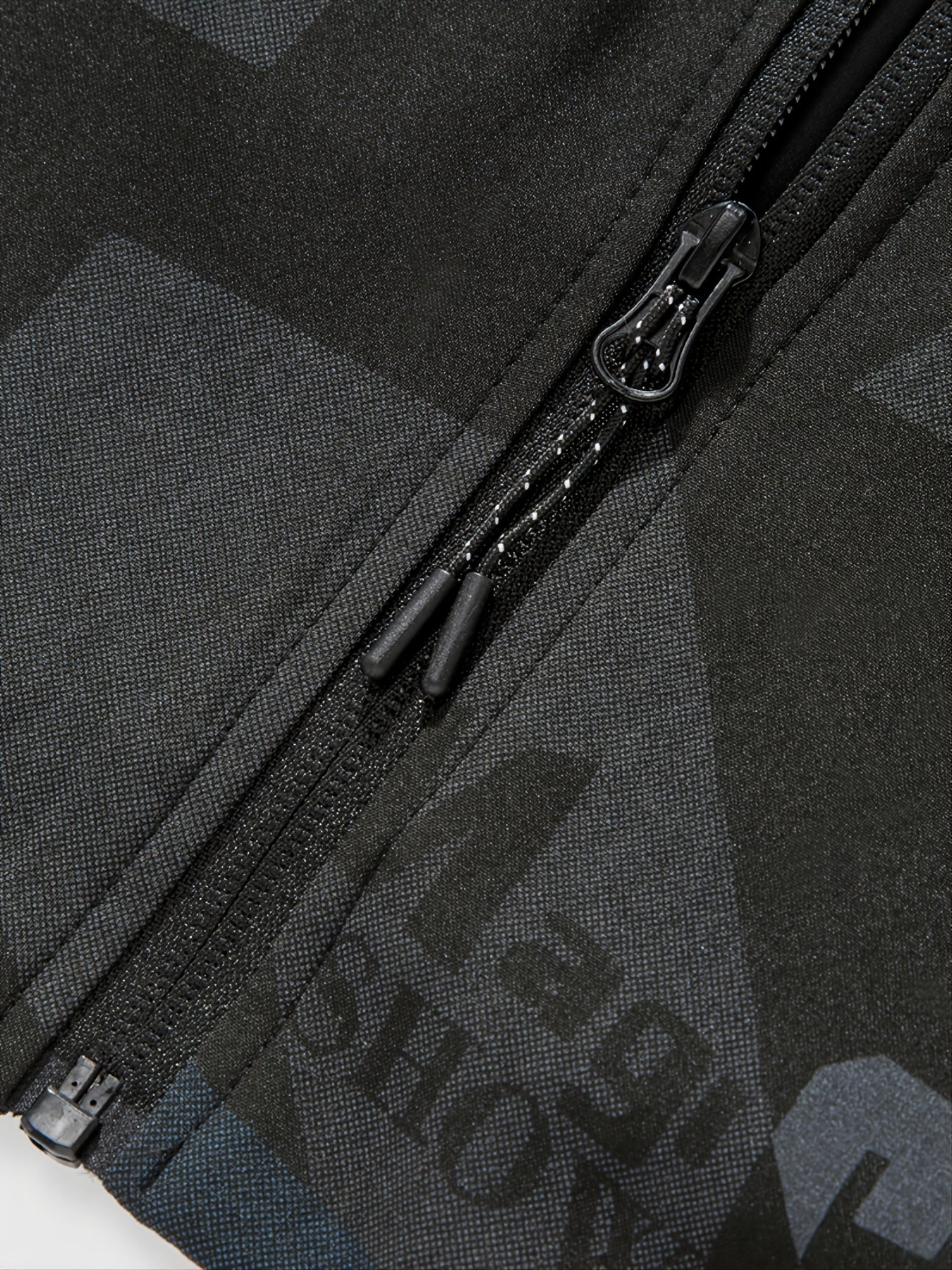 Men's Camo Winter Jacket Zipper Hooded Windproof Sporty Coat