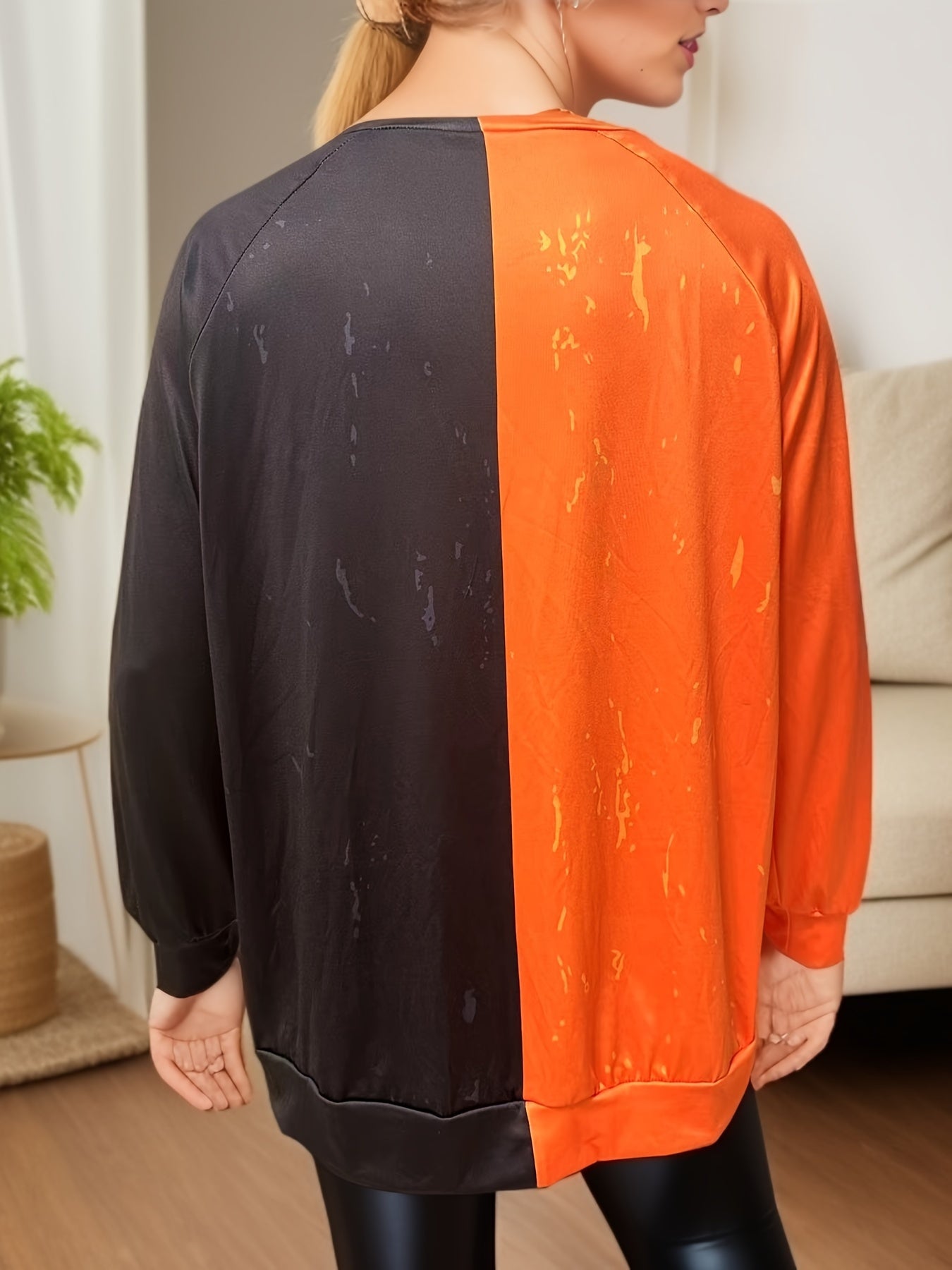 Colorblock Letter & Face Print Round Neck Top