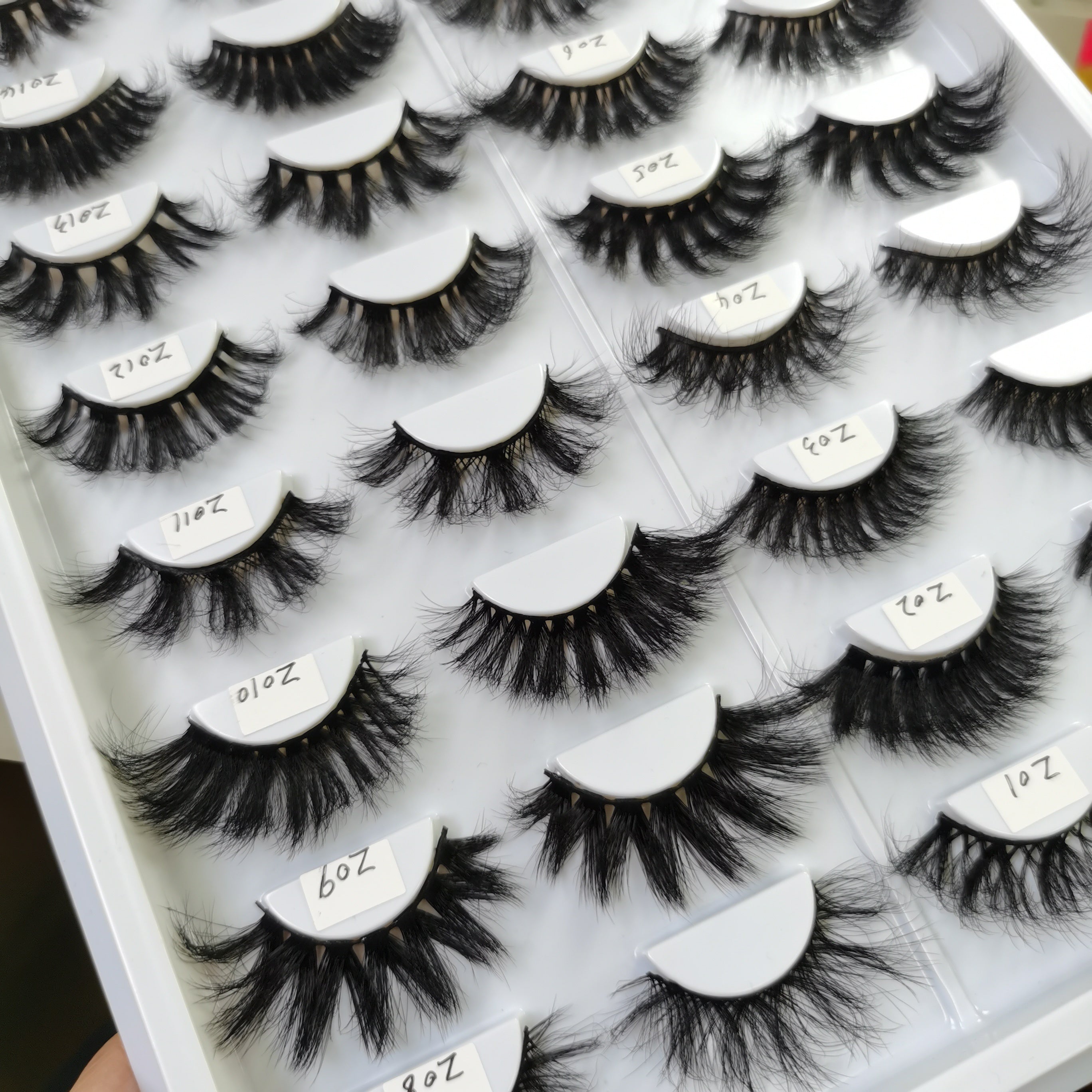 Fluffy 20mm Messy False Eyelashes for Natural Look