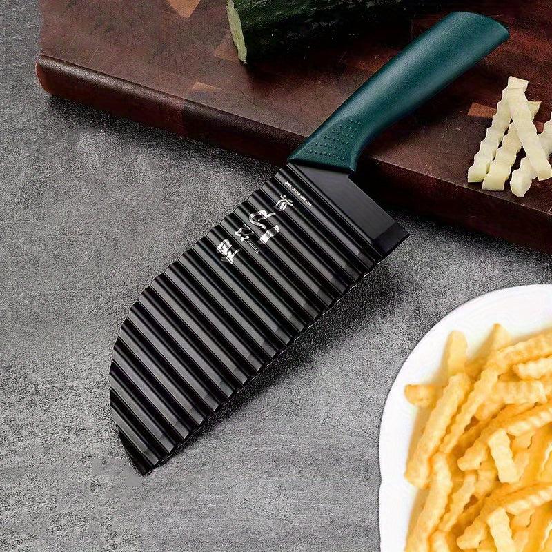 Sharp Crinkle Cutter for Potatoes, Carrots - Kitchen Gadge