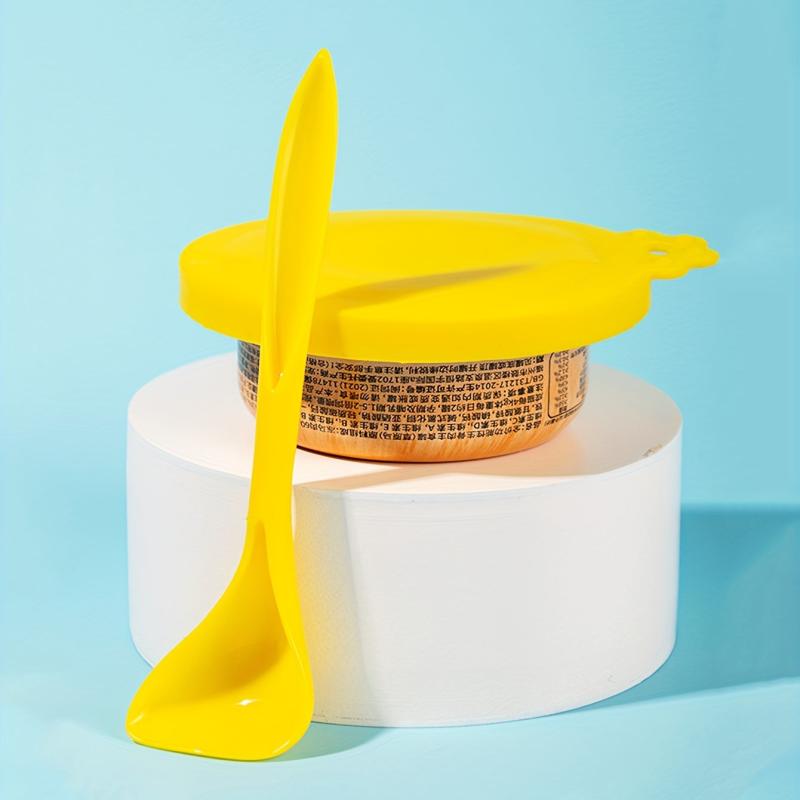 2pcs Pet Food Tin Lids Sealed Cover Spoon Silicone Random Colors