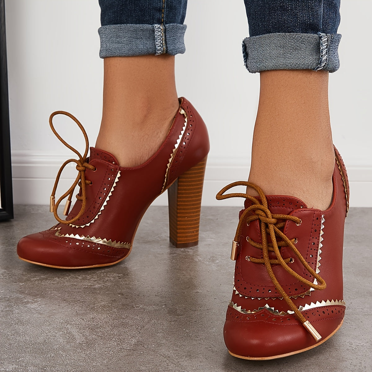 Women's Lace-up Chunky High Heels Faux Leather Retro Round Toe Stacked Pumps