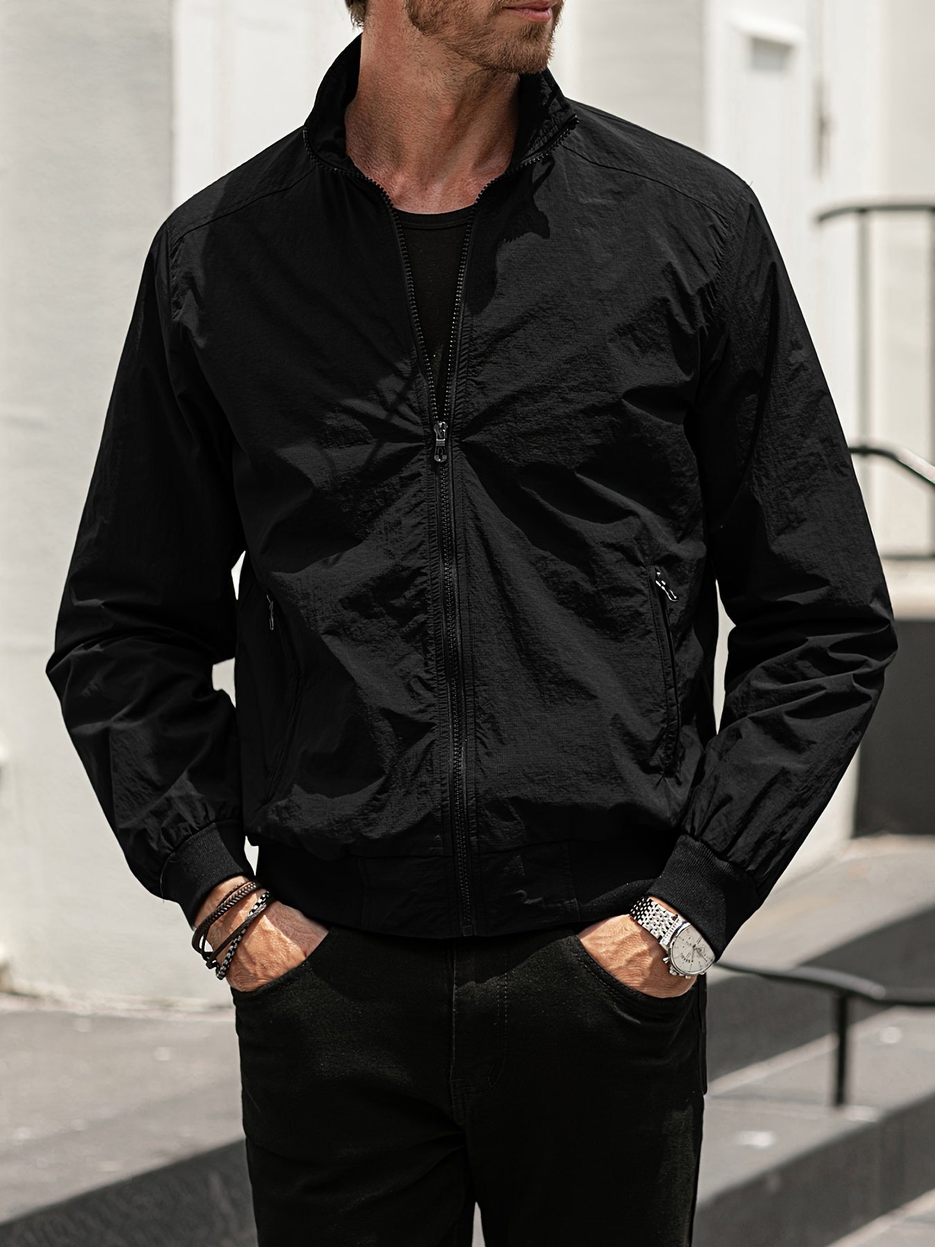 Men's Lightweight Windbreaker Sports Jacket for Spring Fall