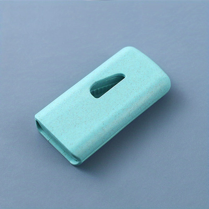 Wheat Plastic Pill Cutter for Seniors