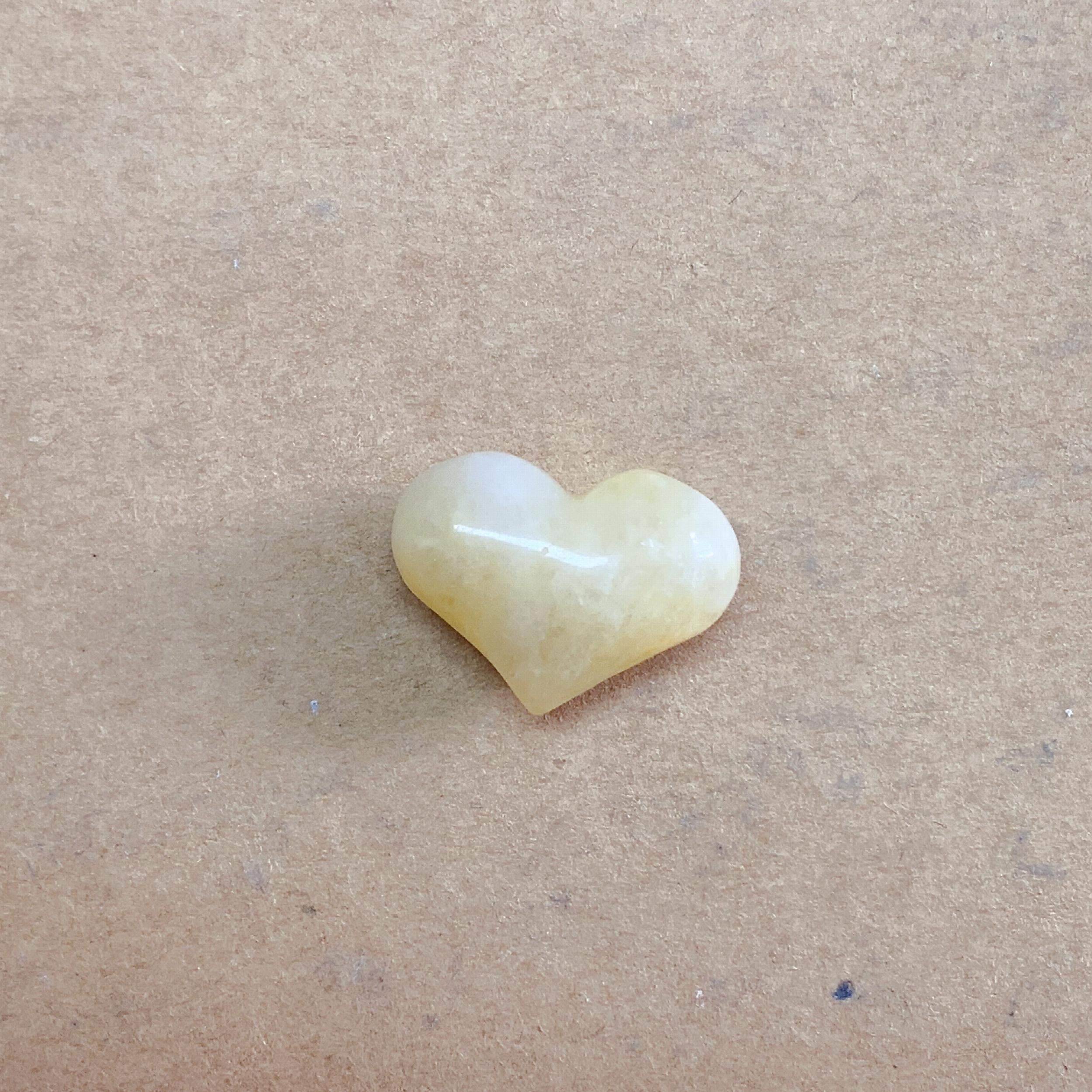 Heart Crystals Shaped Healing Crystal Palm Set Bulk