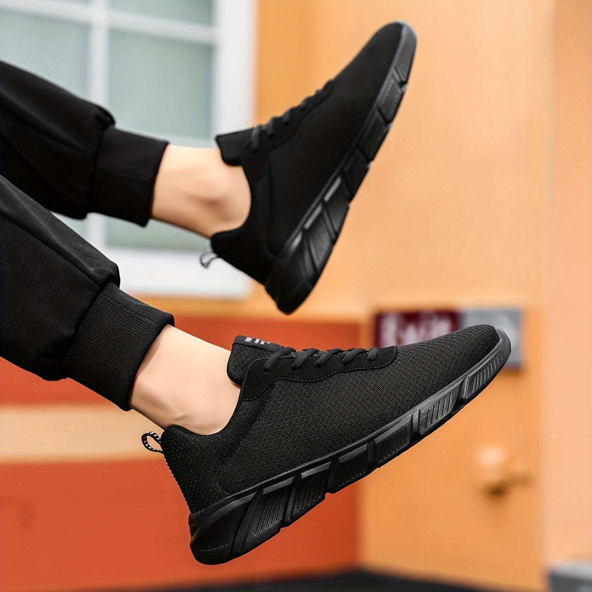 Men's Lace Up Running Shoes Comfy Breathable Durable Non Slip Sneakers