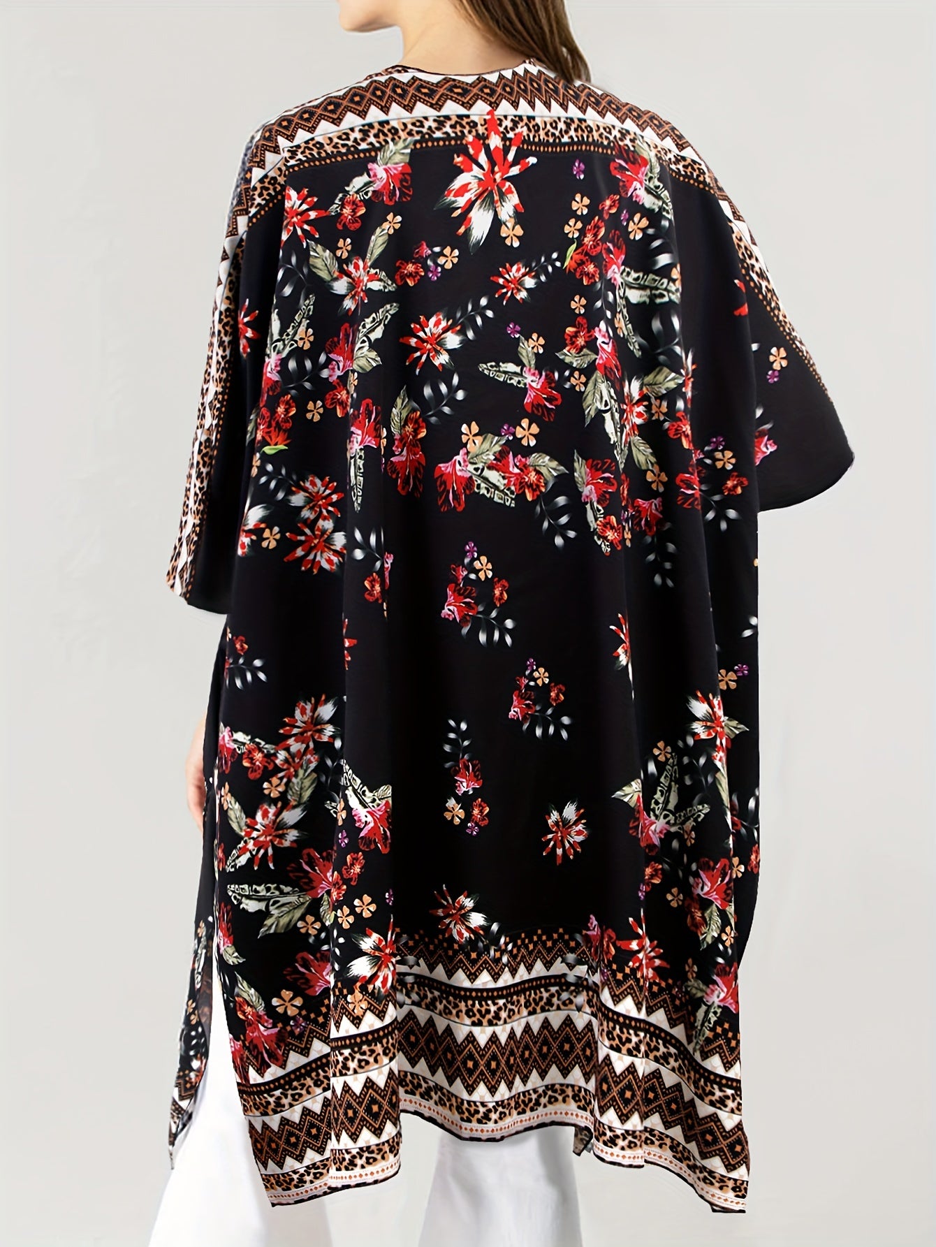  Border Floral Print Batwing Sleeve Beach Cover Up
