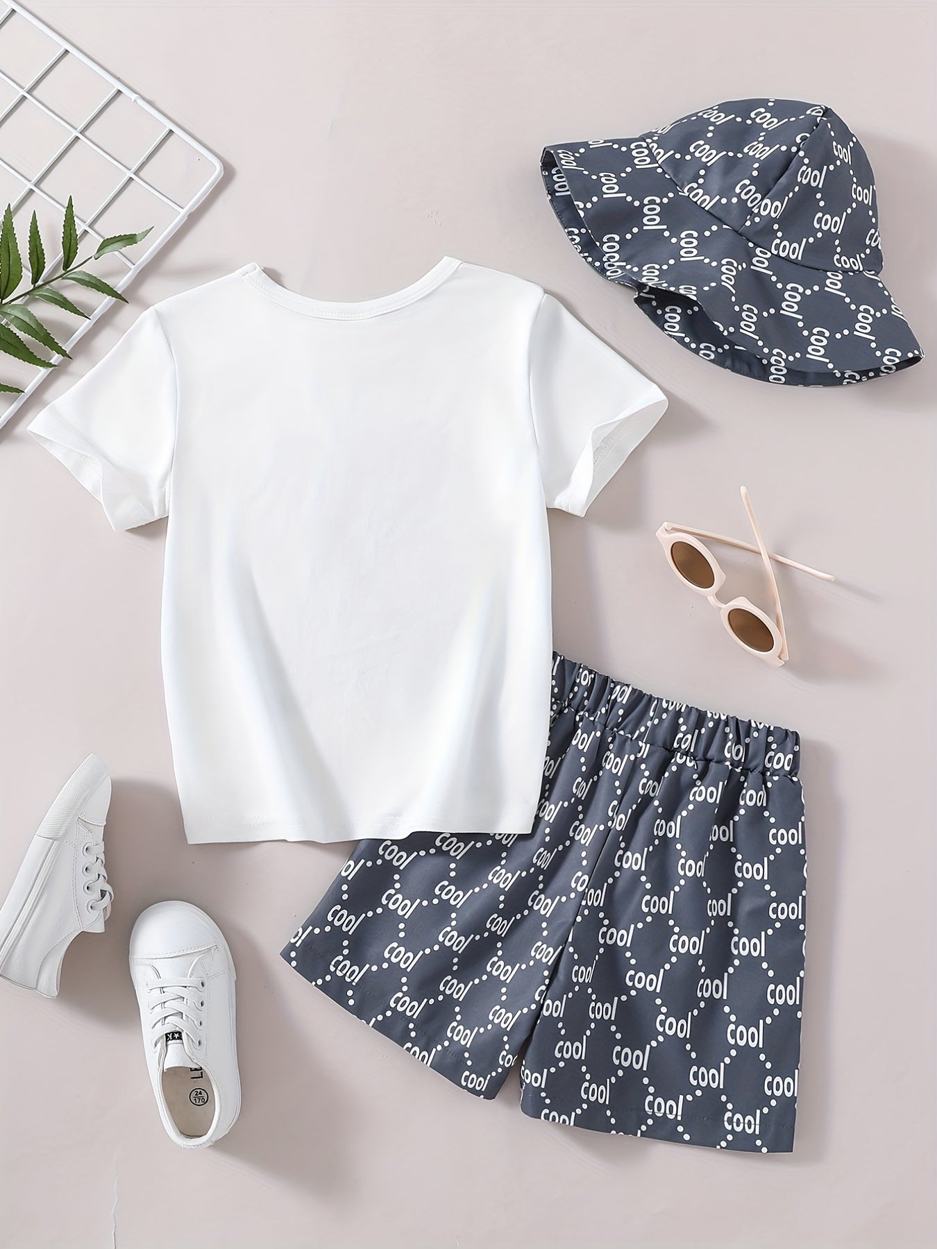 Boys Bear Print T-shirt & Shorts & Hat Set Casual Summer Outfit