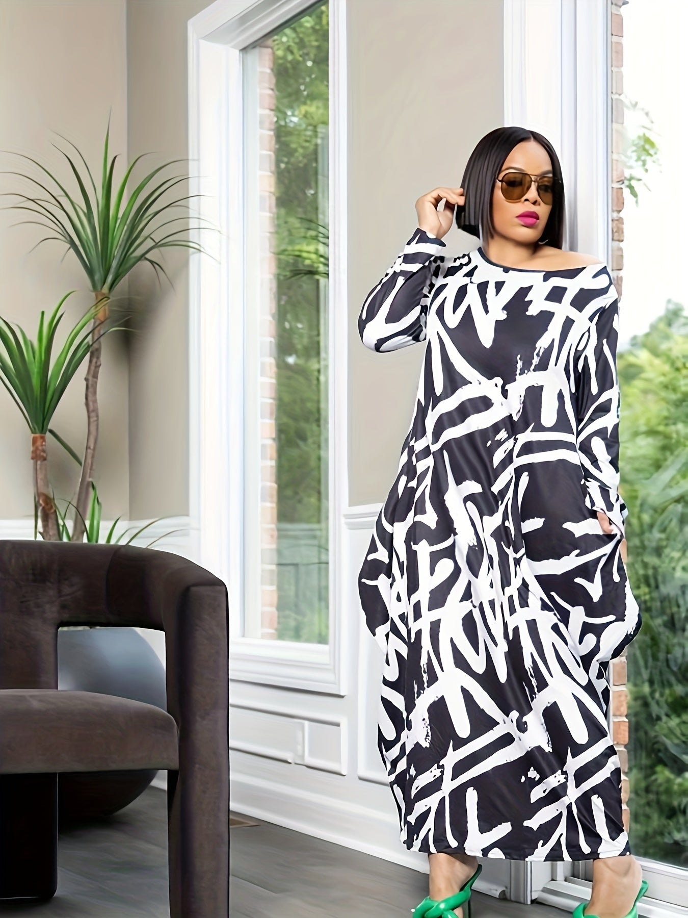 Women's Plus Graffiti Print Long Sleeve Casual Dress