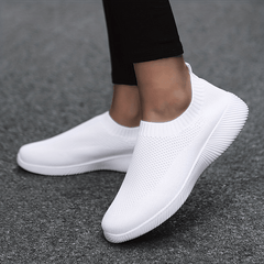Women's Mesh Slip On Walking Shoes Breathable Anti-slip Outdoor Flat Shoes
