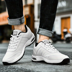 Men's Breathable Basketball Shoes Non Slip Lace Up