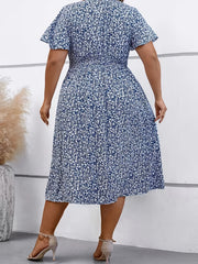 Women's Plus Allover Ditsy Print V Neck Midi Dress