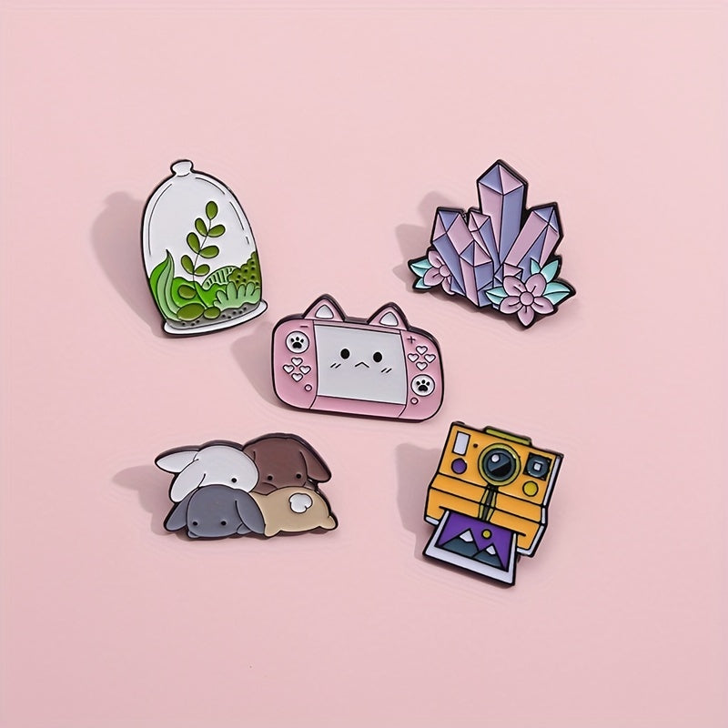 8pcs Random Cartoon Animal Brooches For Men, Clothing & Bag Accessories