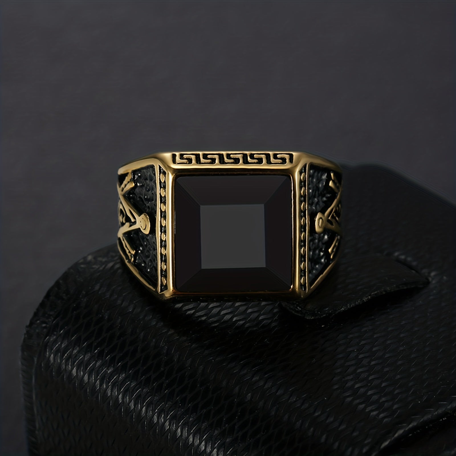 Men's Vintage Lettering Ring