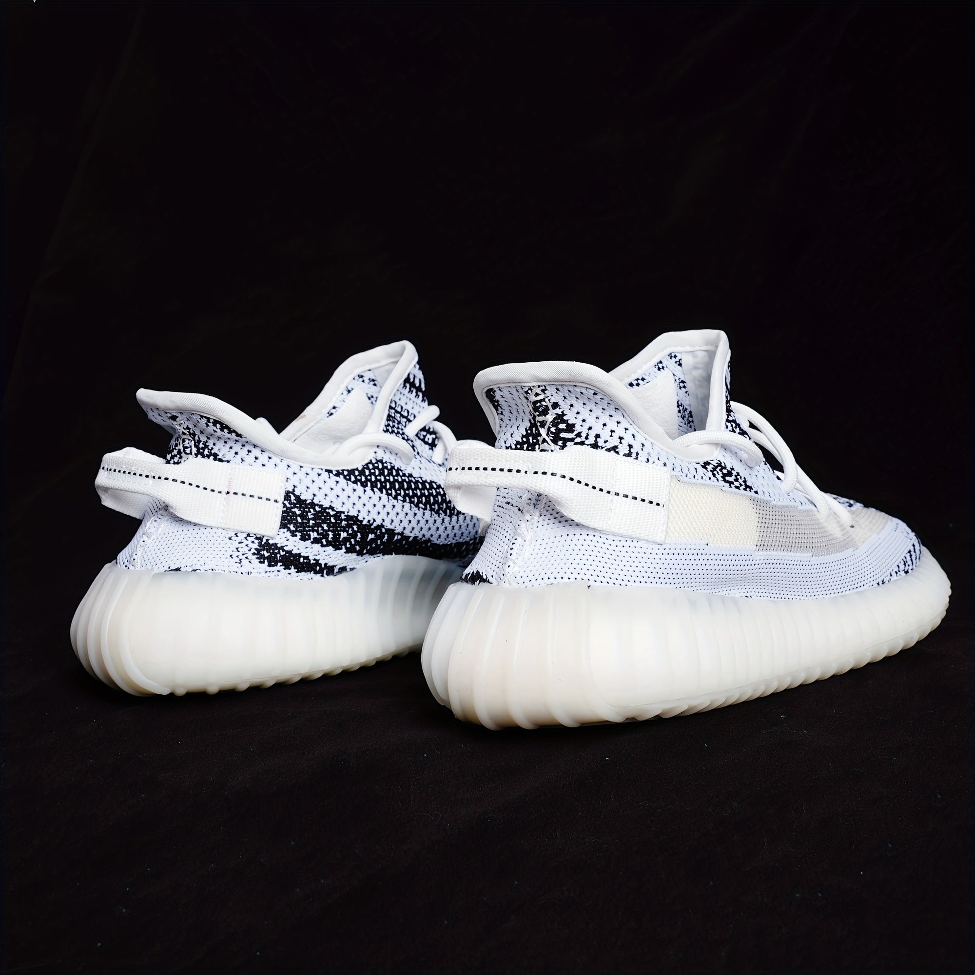 Men's Lightweight Knitted Sneakers for Running