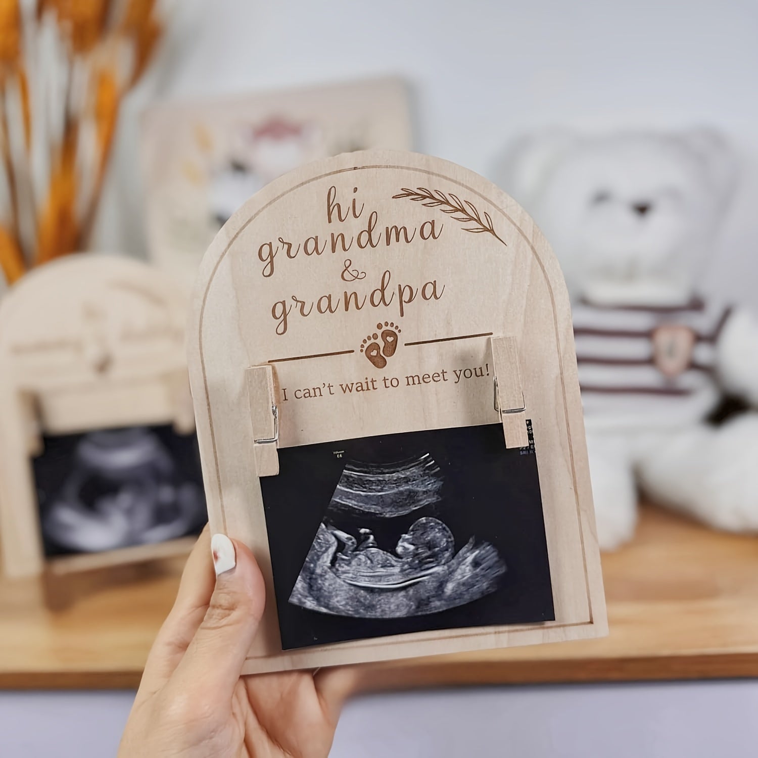 Wooden Ultrasound Photo Frame Hi Grandma & Grandpa Engraved Keepsake