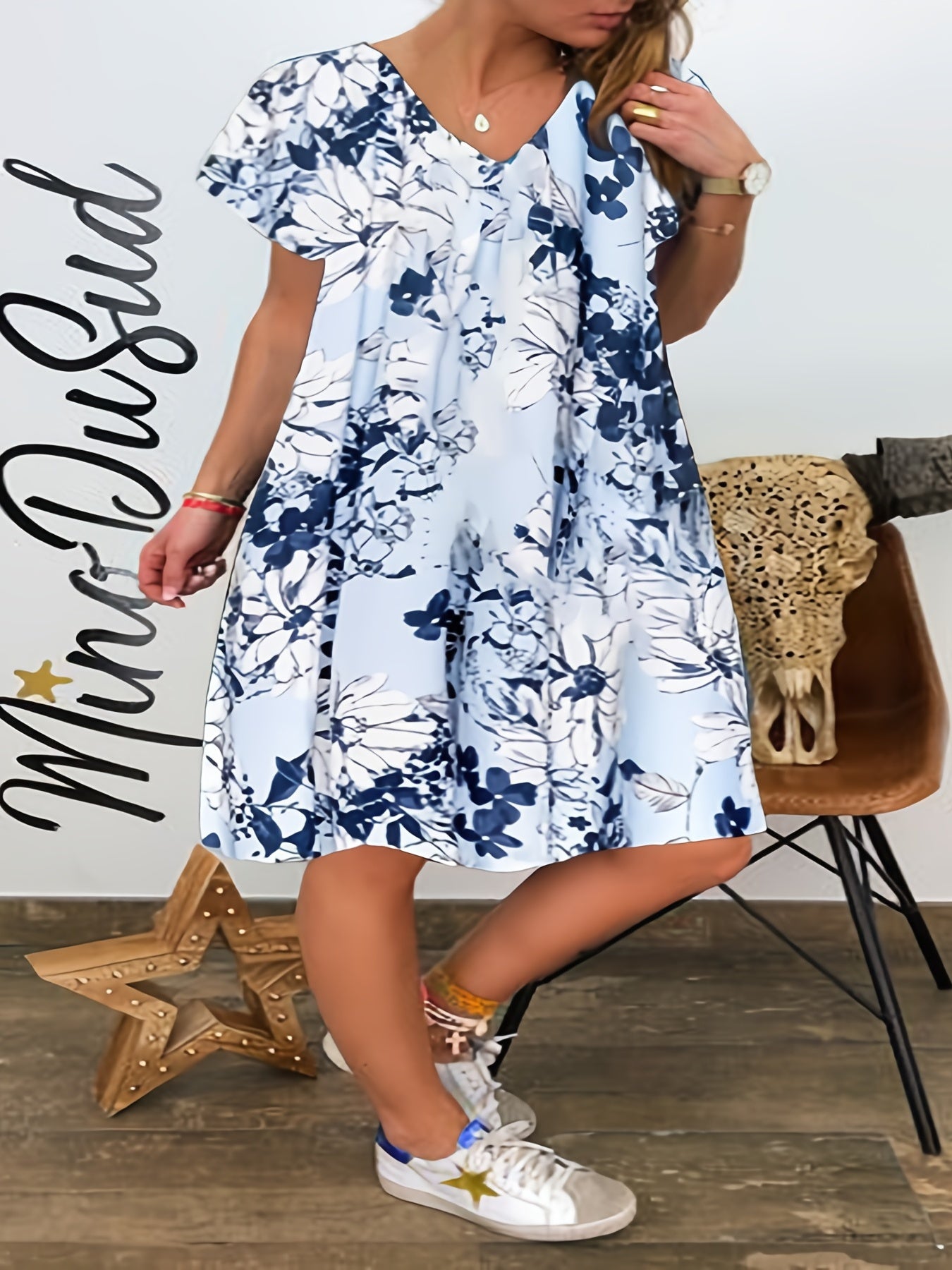  Floral Print V Neck Midi Dress