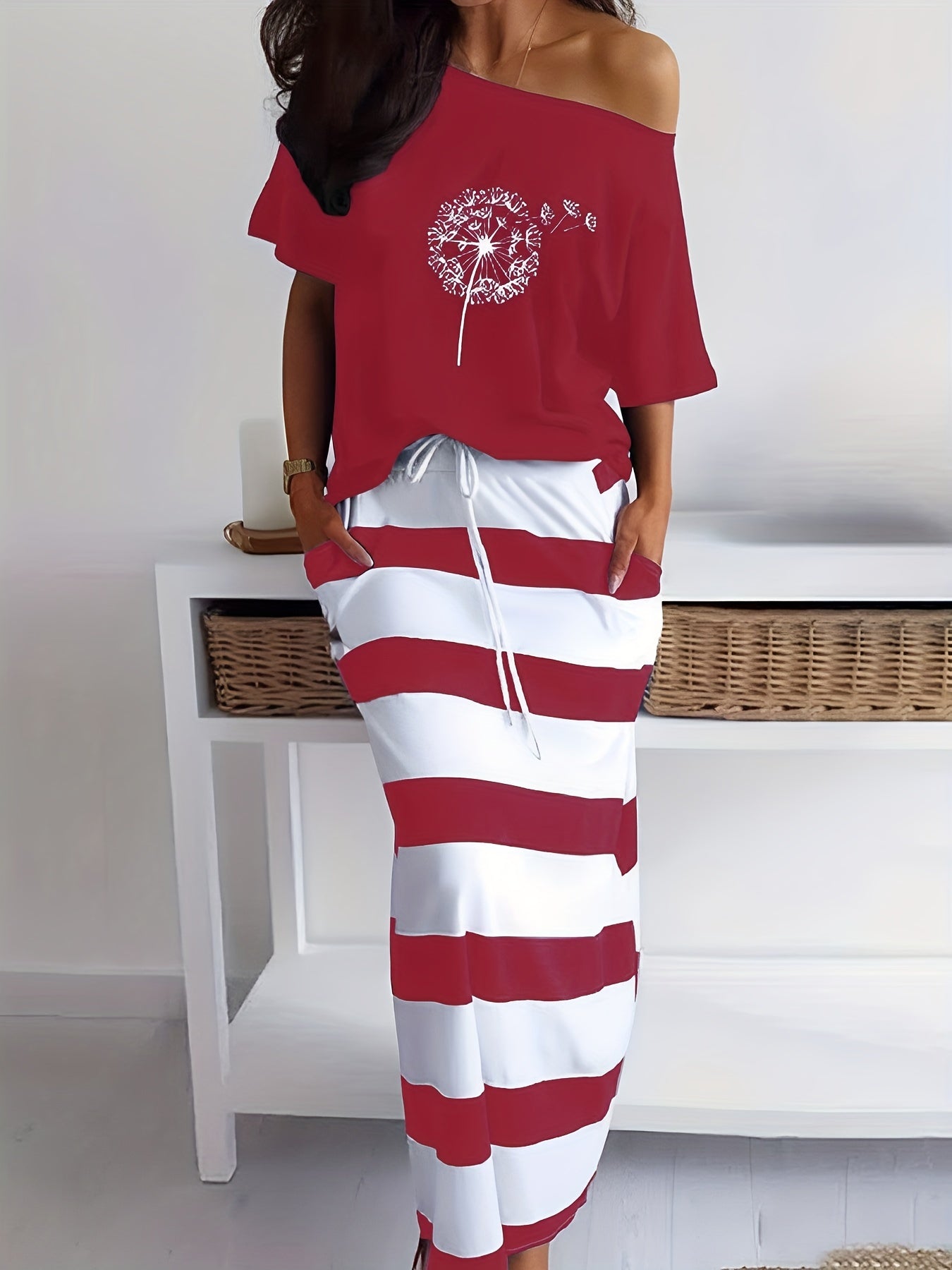 Women's Plus Dandelion Print Top & Stripe Print Maxi Skirt Set