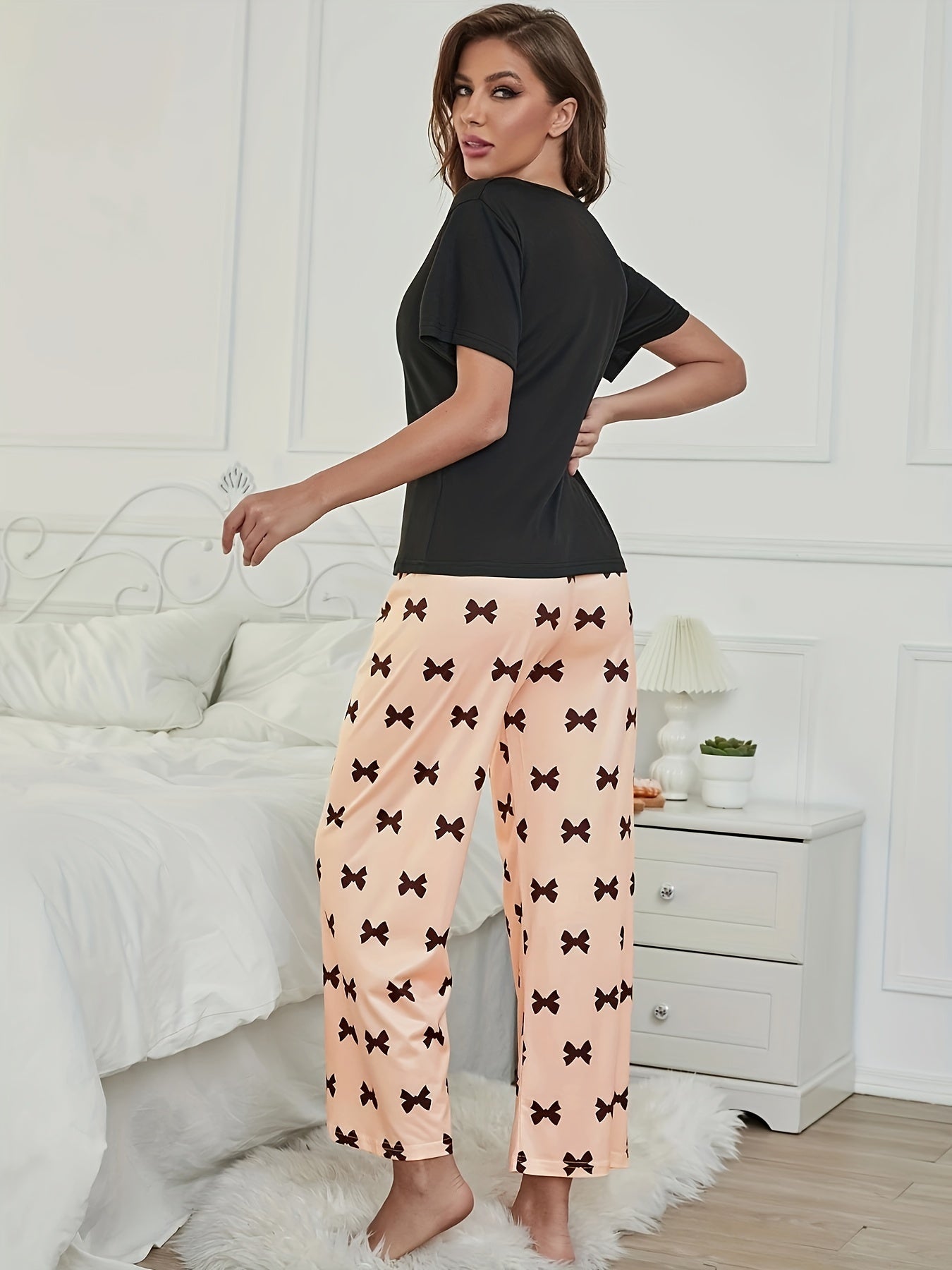 Bow Print Pajamas Set Short Sleeve Crew Neck Top & Lounge Pants