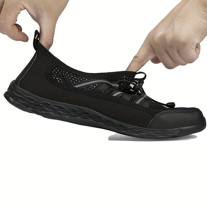 Men's Mesh Drawstring Water Shoes Lightweight Non Slip Outdoor Shoes