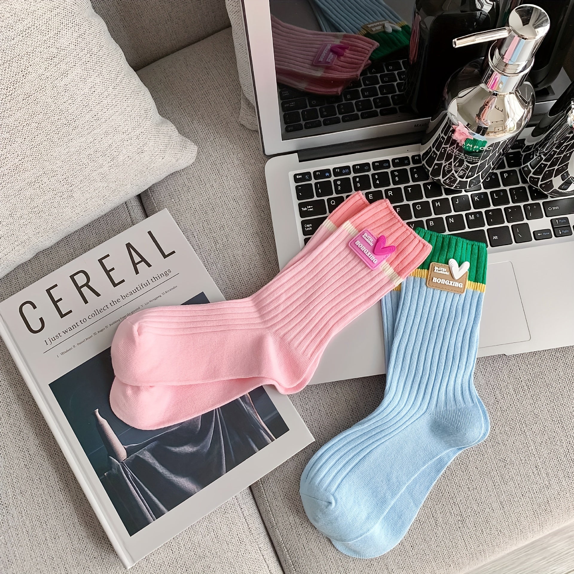 4 Pairs Heart Pattern Socks Colorblock Stockings Women's Hosiery