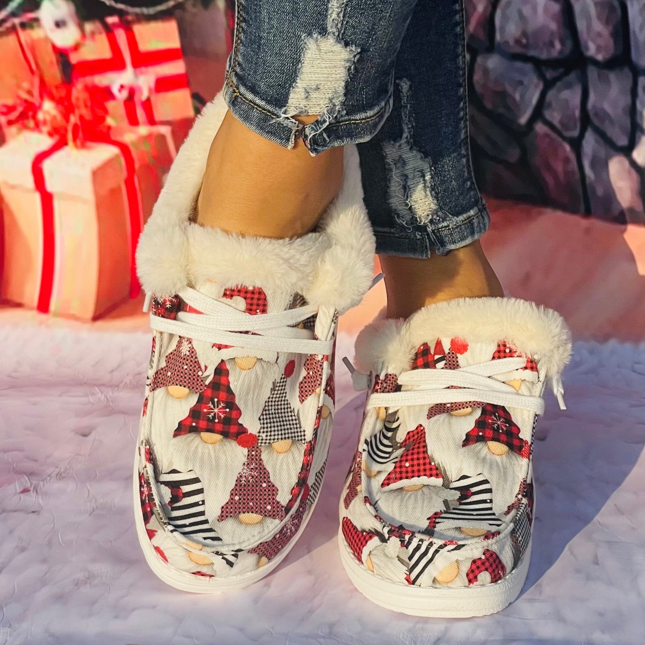 Women's Christmas Red Hat & Dwarf Cartoon Pattern Non slip Round Toe Sneakers