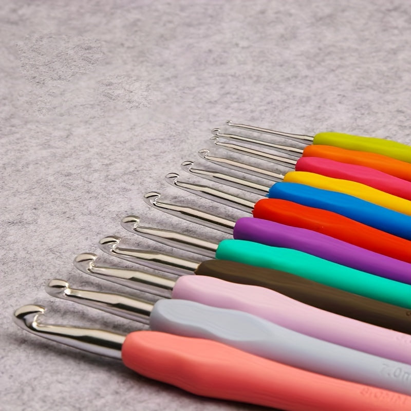 41pcs Soft Handle Crochet Tool Set Sweater Needlework Yarn Knitting Tools