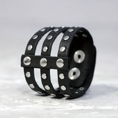 Men's Punk Retro Leather Rivet Inlaid Wide Bracelet