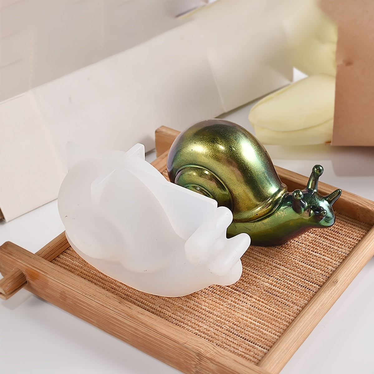 DIY Snail Swing Piece Silicone Mold For Epoxy Resin Crafts