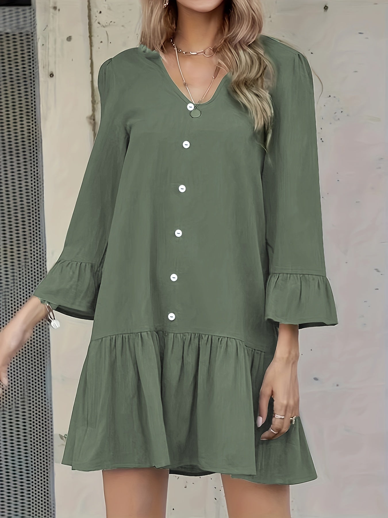  Solid Button Decor V Neck Midi Dress
