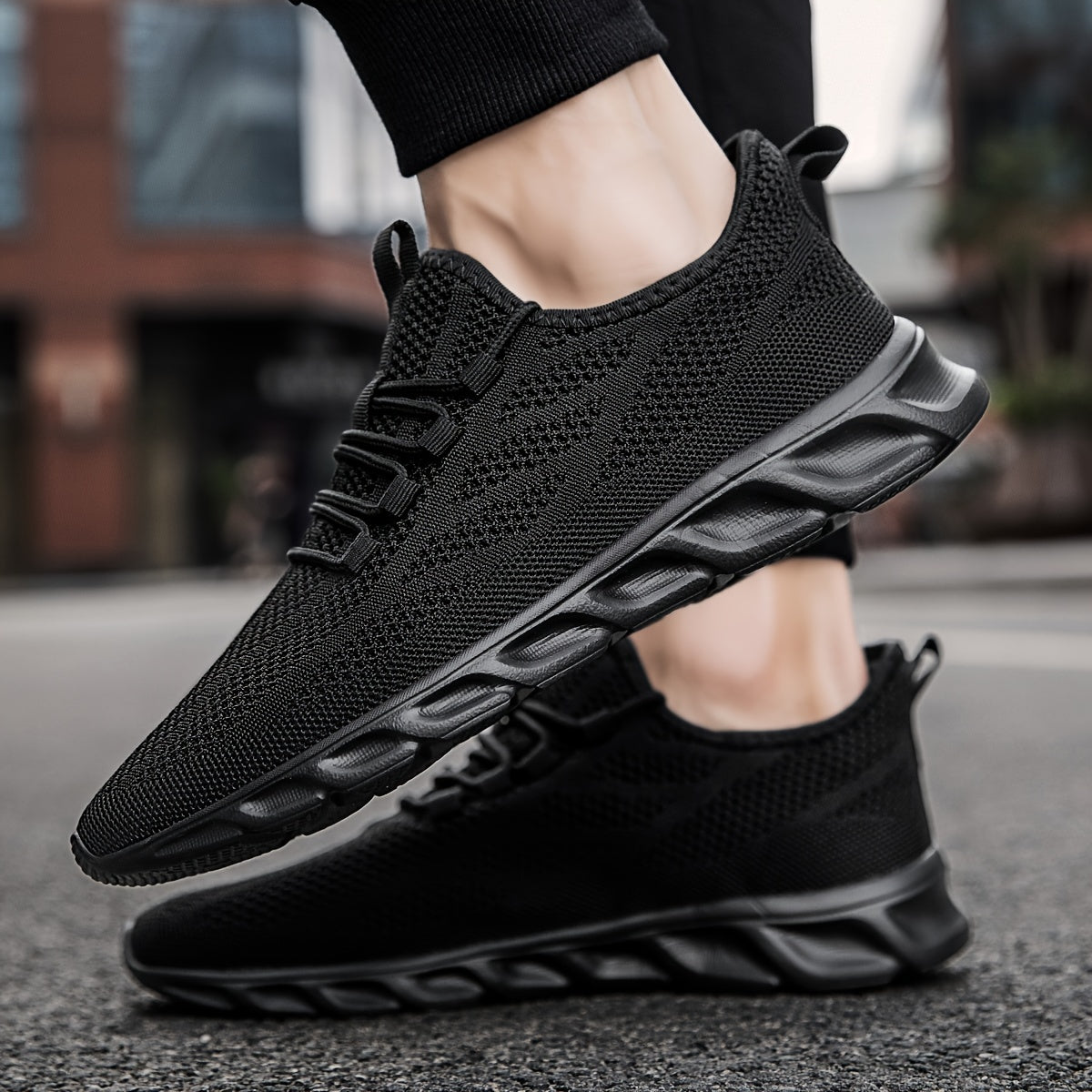 Men's Breathable Blade Running Shoes Lightweight Gym Sneakers