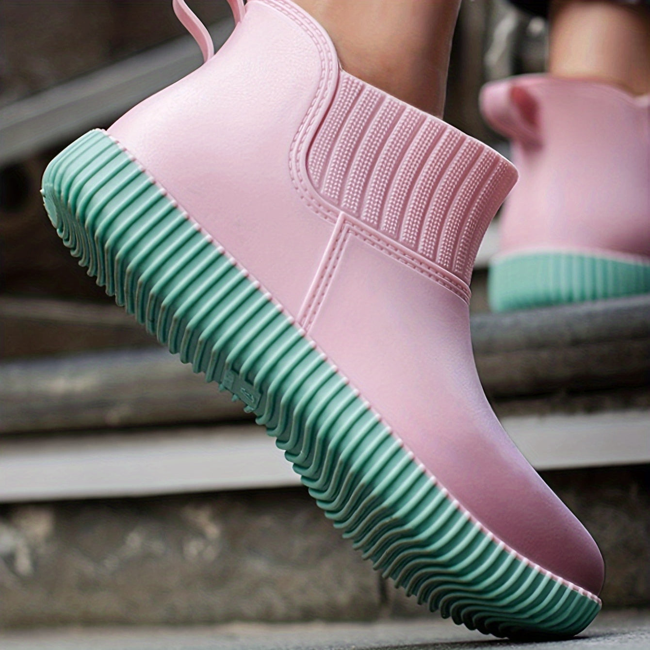 Women's Stylish Waterproof Rain Boots Non Slip Medium Calf Fishing Boots
