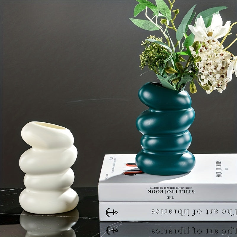Nordic Style Spiral Vase Creative Flower Arrangement Container