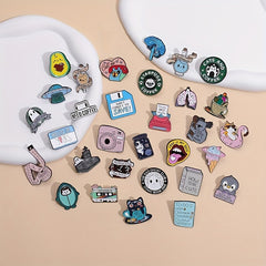 10pcs Random Cartoon Animal Brooch Pin Bag Accessories for Men