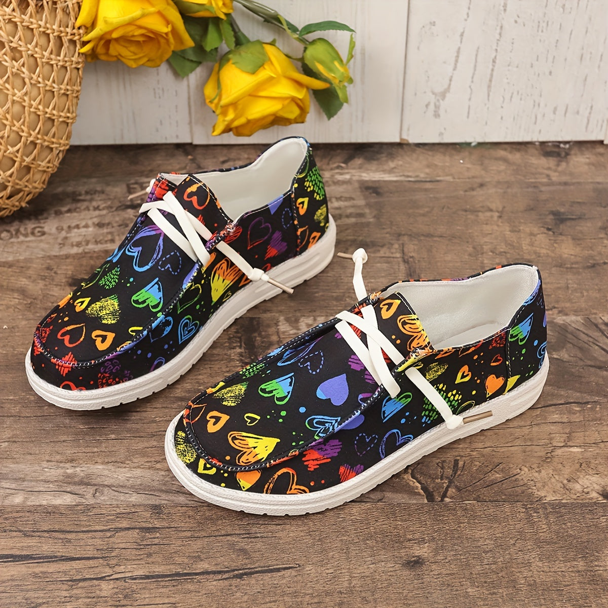 Heart Pattern Skate Shoes for Women
