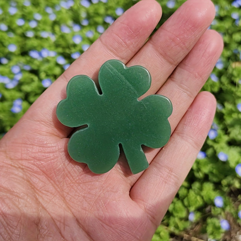 1pc Natural Aventurine Clover Quartz Crystal Carving