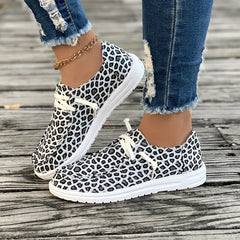 Leopard Pattern Skate Shoes for Women Flat Lightweight Lace-up Canvas