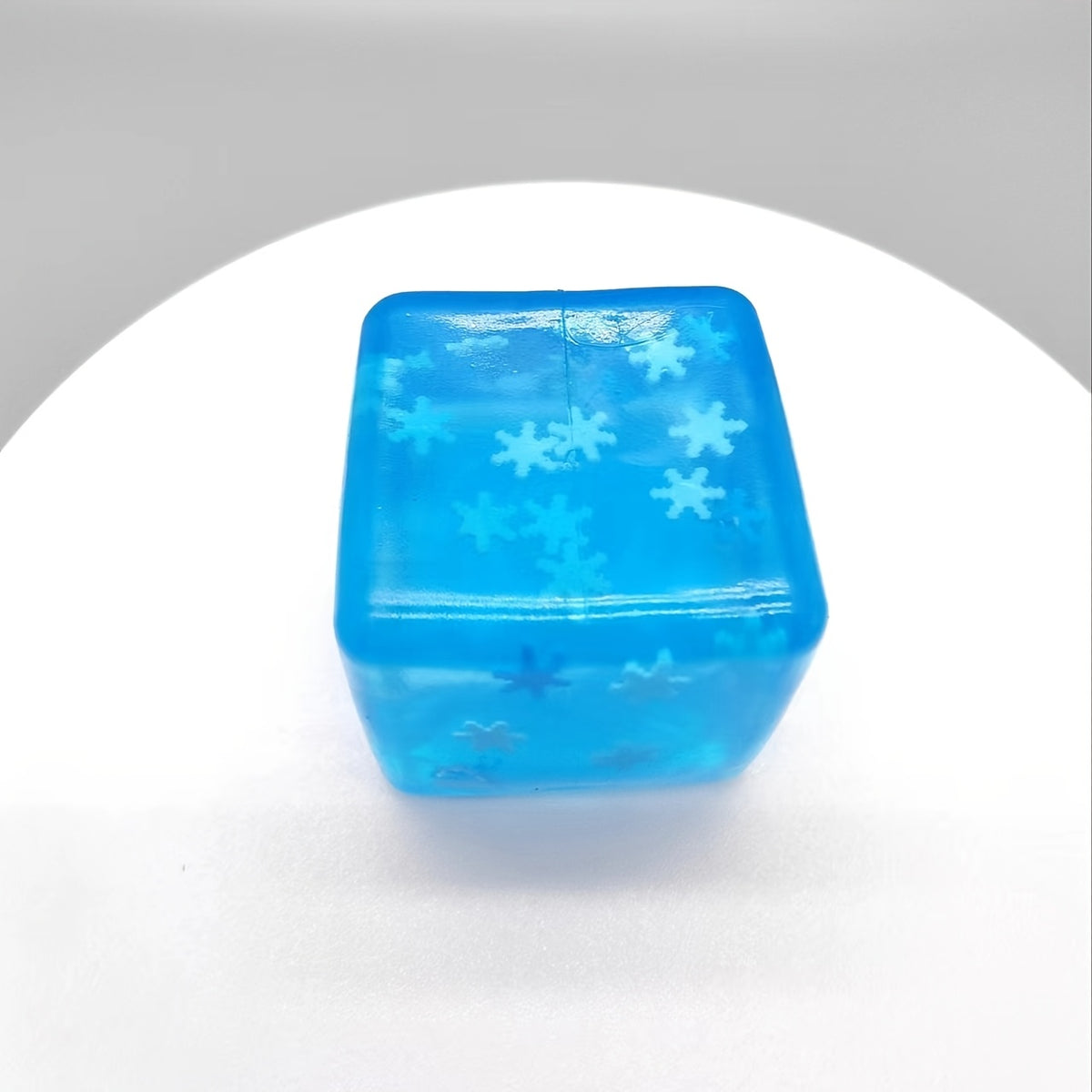Sky Squeeze Relax Toy Slowly Rebound Snowflake Cube Fun Office Gift