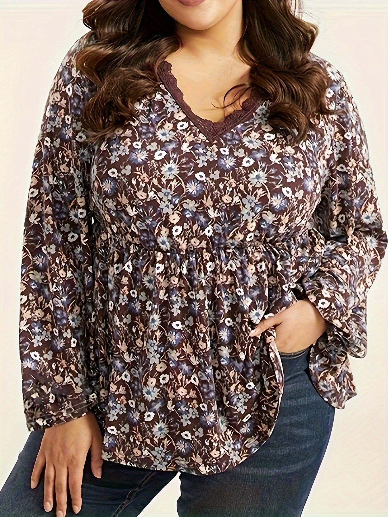 Ditsy Floral Print Lace Trim V Neck Peplum Top