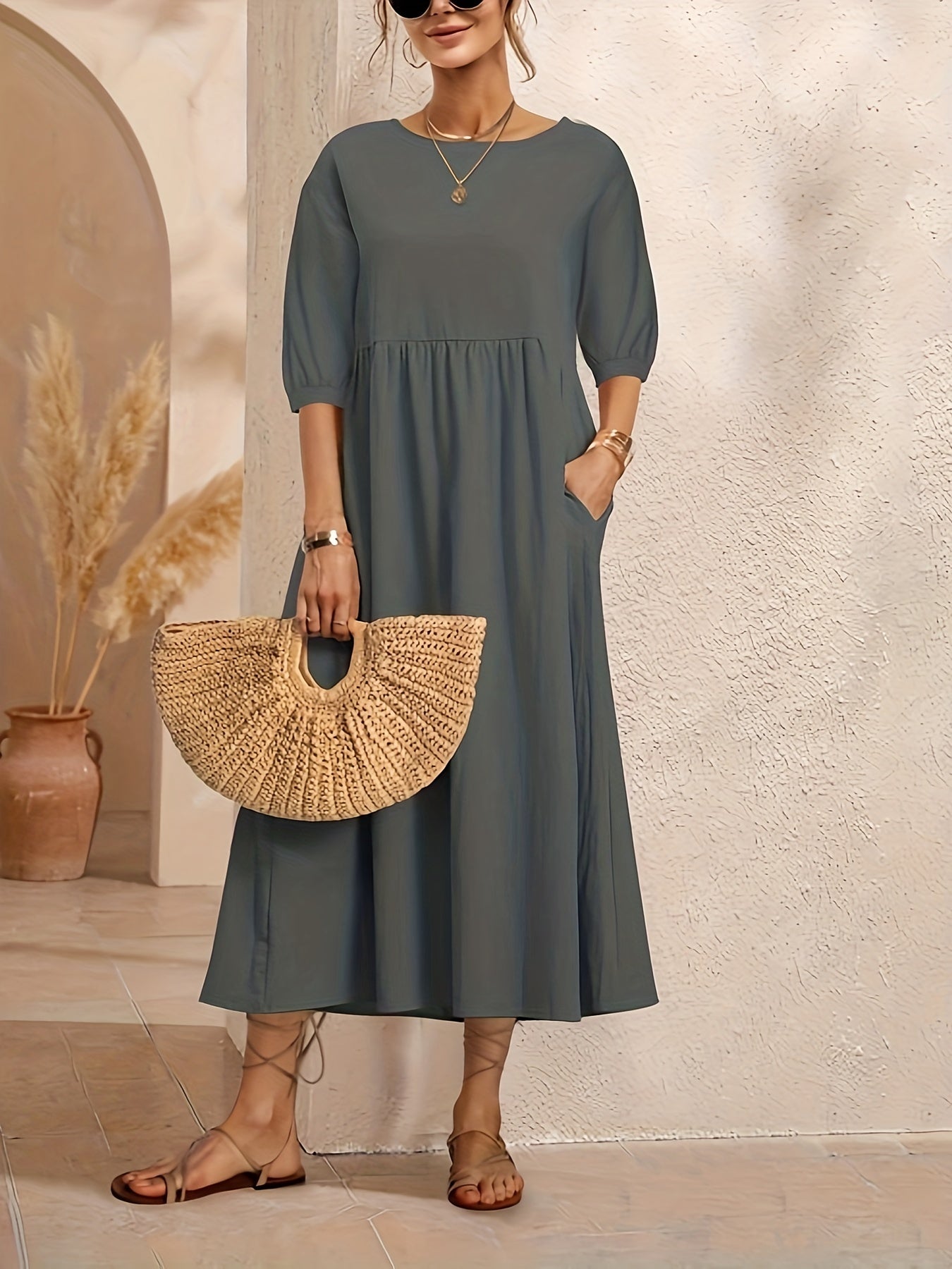  Casual Dress Women's Solid Round Neck Dress With Pockets