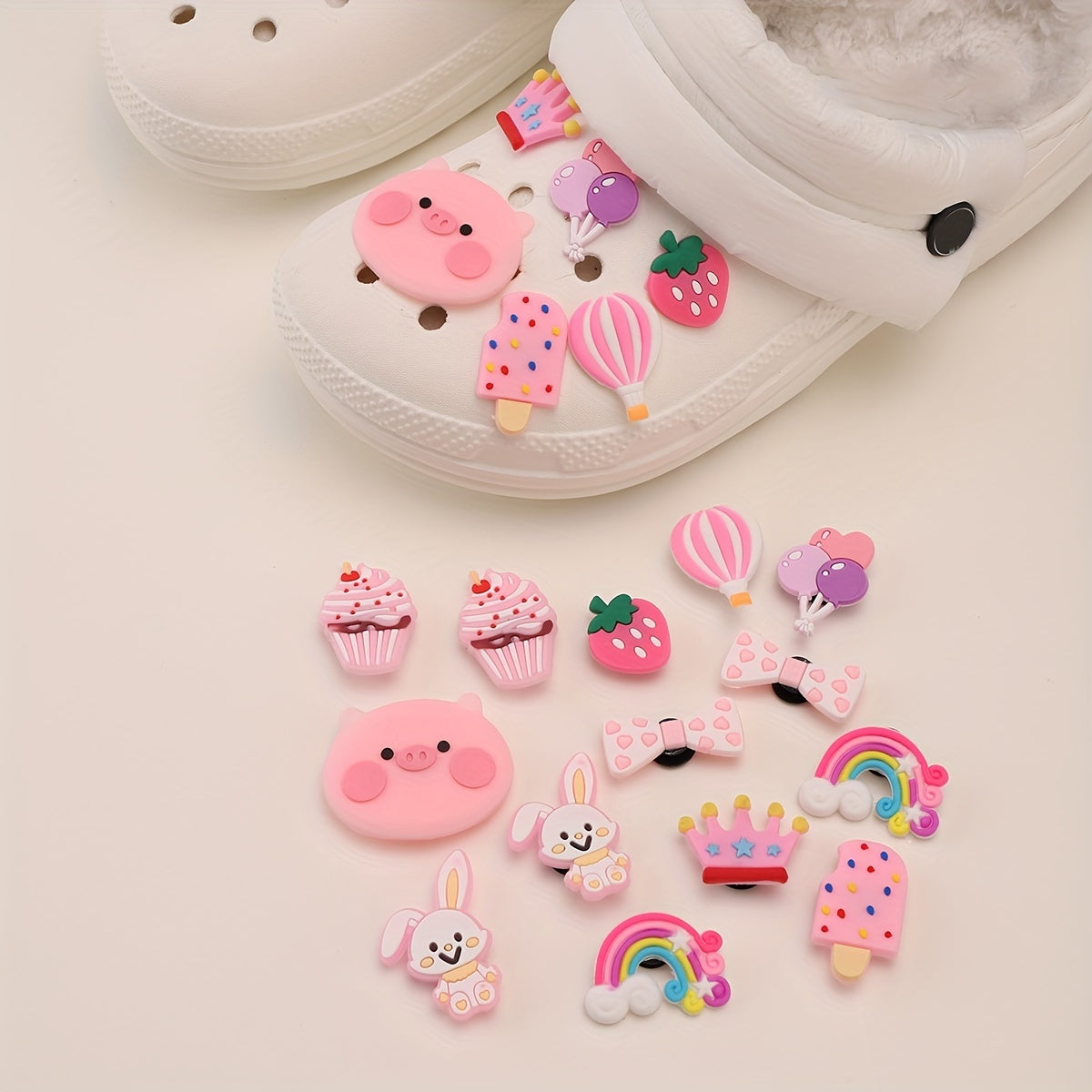 Cartoon Shoes Buckle PVC Pink Piggy Cupcake Bee Shoe Charm DIY Shoe Accessories