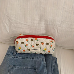Bear Flower Cosmetic Bag Large Capacity Portable Travel Washing Bag