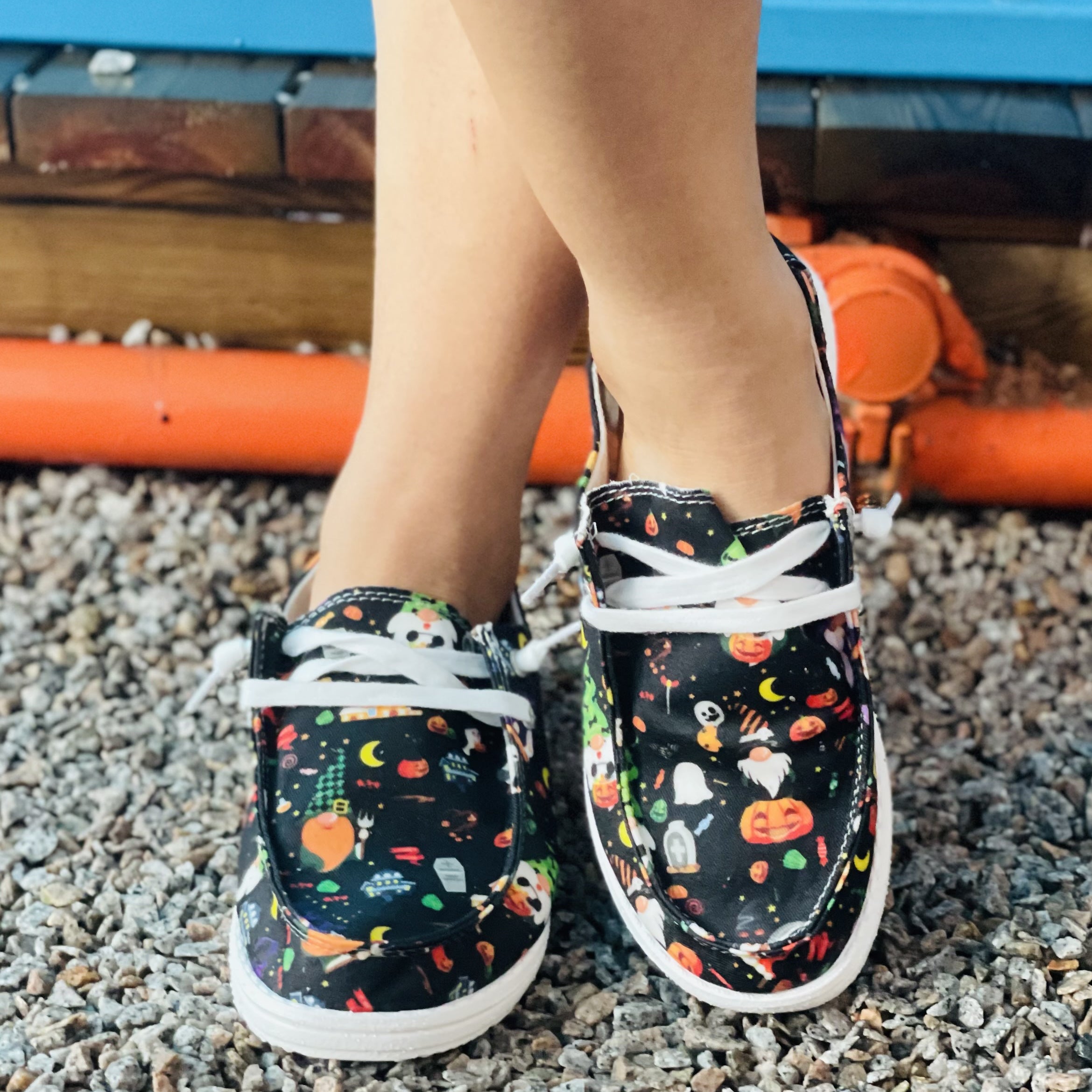 Women's Christmas Graffiti Printed Shoes Lace Up Low Slip On Flat Shoes