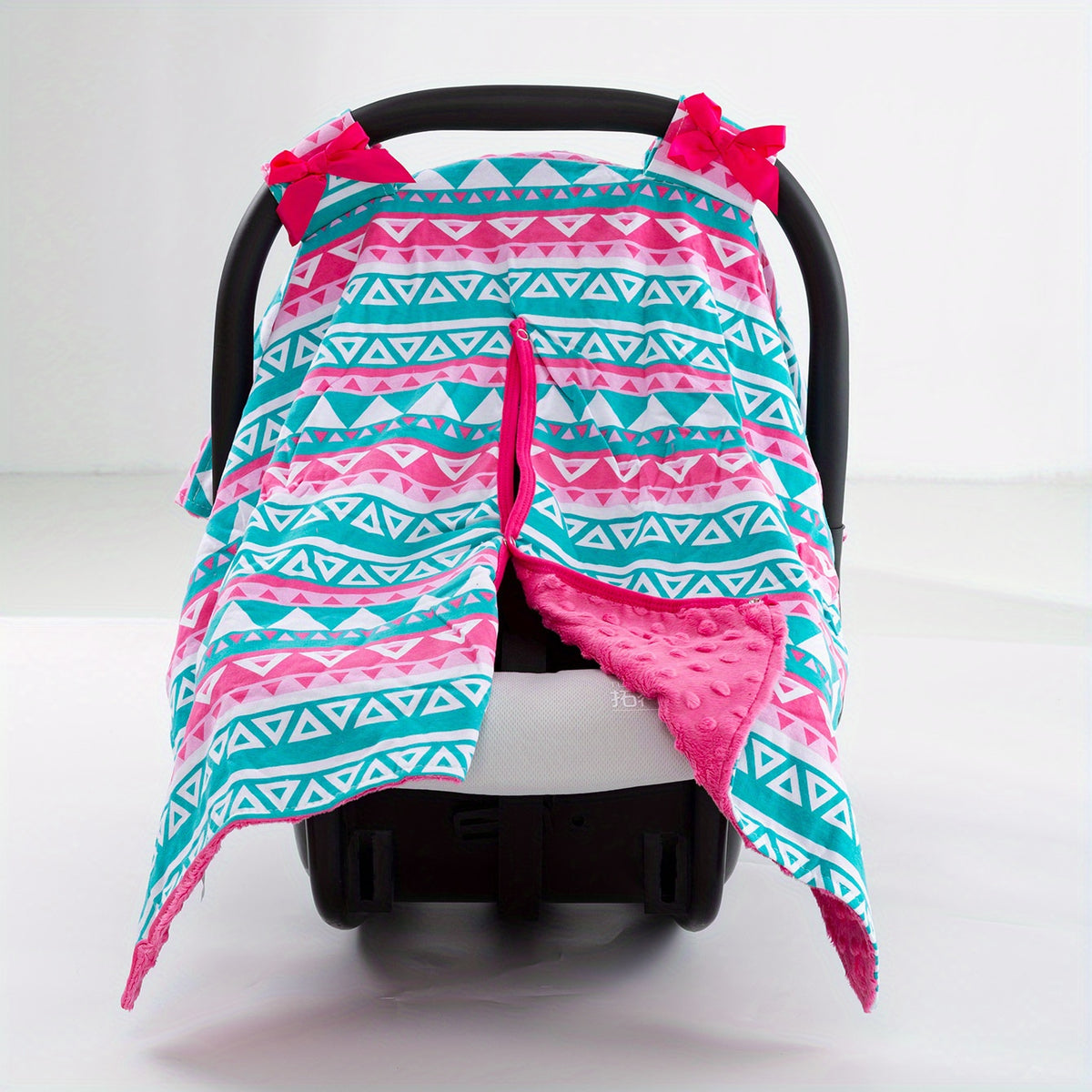 Geometric Triangle Print Car Seat Sunshade Cover